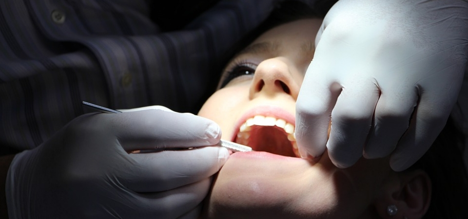 Five Signs that Prove your Oral Health is Worsening